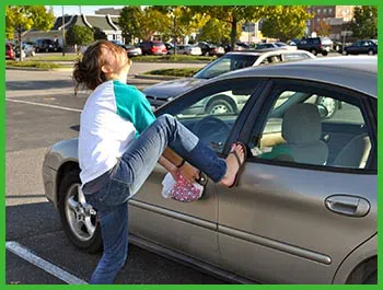 Washington DC Lock And Key Washington, DC 202-753-3885 - locked-keys-in-car